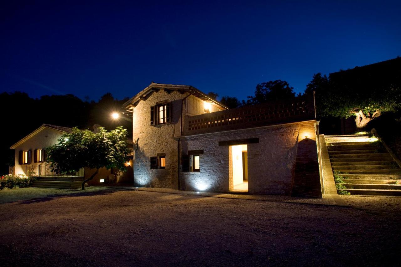 Agriturismo Il Girasole モンテファルコ エクステリア 写真