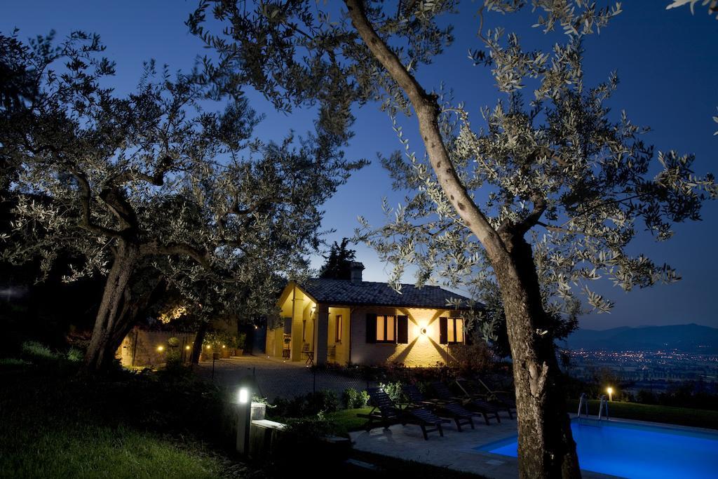 Agriturismo Il Girasole モンテファルコ エクステリア 写真